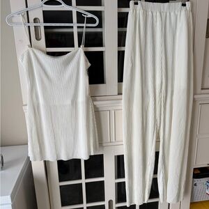 Chic White Women's Pleated Jumpsuit